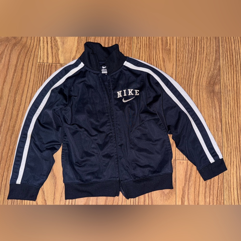 Nike Kids Track Jacket – Classic Black & White Athletic Style